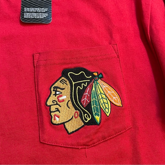 NEW Mitchell & Ness Shirt Mens Small Red Chicago Blackhawks Hockey NHL Pocket - Picture 3 of 12